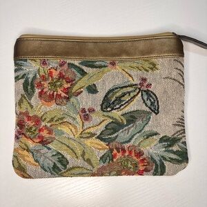Elegant Floral Embroidered Clutch/ hand bag